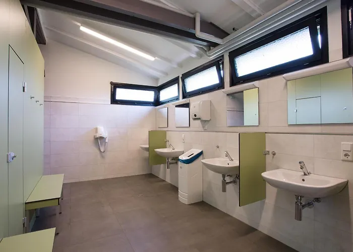 Vier Jahreszeiten - Biggesee Camping